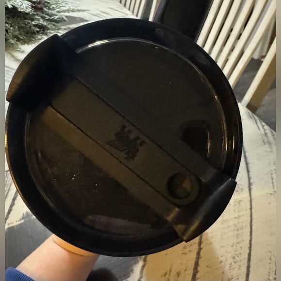 Stanley 40oz Electric Pink Tumbler - Picture 3 of 3